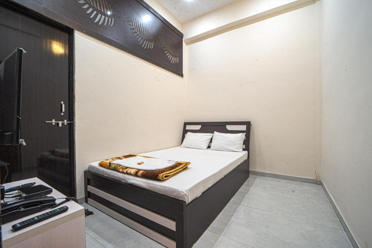 Hotel Saheb Kolhapur Exterior photo